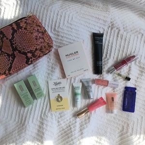 Beauty bundle w/Laura Mercier makeup brush pouch